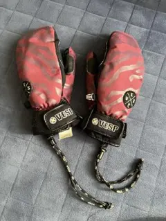 Item thumbnail for item 8fb34b5d-9216-4970-a1ee-89899739f528