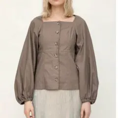 SLY BACK OPEN PUFF トップスのサムネイル