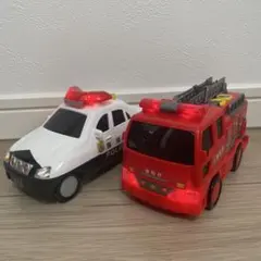 パトカーと消防車のセット