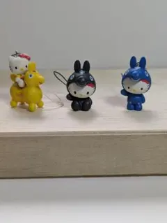 ハローキティのウインタースポーツ！！キティとロディのコラボストラップ３個