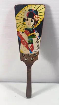 昭和47年サザエさん 昭和レトロ 当時物 鈴入羽子板 専用箱入り 長谷川
