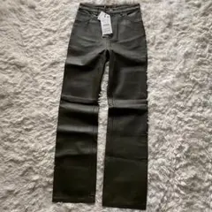 新品タグ付　ZARA レザーパンツ　モスグリーン　希少カラー　光沢感