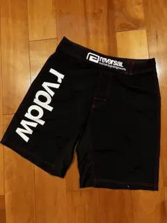 リバーサル　reversal ファイトパンツ　M 黒のサムネイル