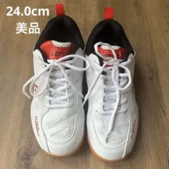 バレーボールシューズ24cmのサムネイル