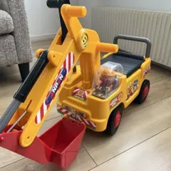 【月末値下げ】アンパンマン元気シャベルカー(引取り可能であれば:1650円)