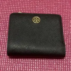 トリーバーチ 二つ折り 財布のサムネイル