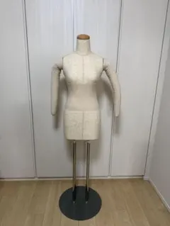 和装ボディ 着付け練習ボディ 腕付き 芯地張り ウエスト63cm - メルカリ