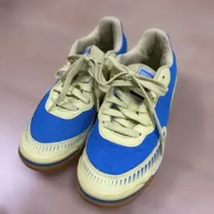 PUMA 青/黄色 スニーカー　23cm