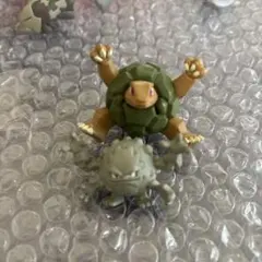 ポケモンフィギュア 立体図鑑 ゴローン ゴローニャ