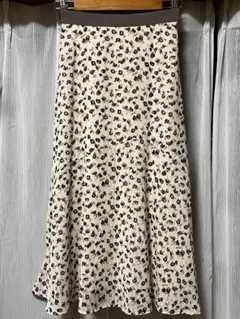 ★美品　anysis アシメフレアロングスカート