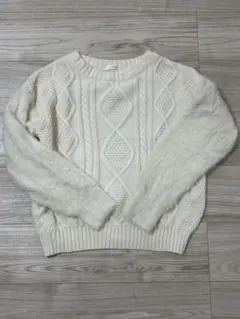 COLZA アイボリー ケーブルニットセーター Mサイズ