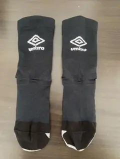 umbro ブラック ソックス 滑り止め付き　グリップソックス