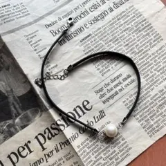 パール付きチョーカー