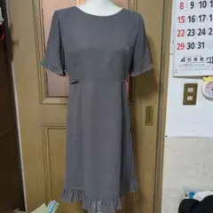 【3】ドット柄半袖ワンピース グレー