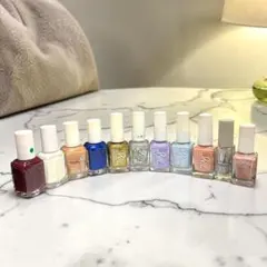 【未使用含む】essie他 ネイル11本セットのサムネイル