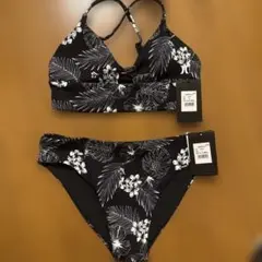 新品タグ付】ケイトスペード × ビヨンドヨガ コラボ チェリー柄 ブラ