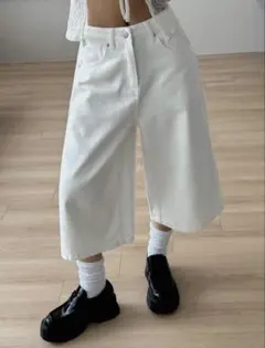 ホワイトデニムワイドパンツ