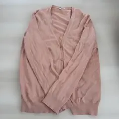 UNIQLOピンクカーディガン