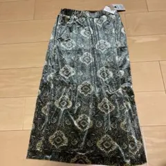 新品niko and… ベロアprtSKカーキ　M