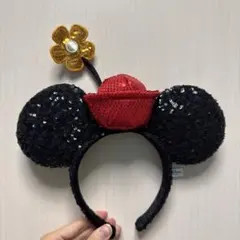 ミニーマウス　Minnie mouse スパンコールカチューシャ　花