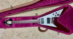 Gibson Flying V CH 1998年 フライングV ハードケース付