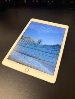 Apple ipad air 第2世代　16GB ゴールド