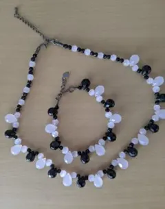 クリスタル ネックレス と ブレスレット セット