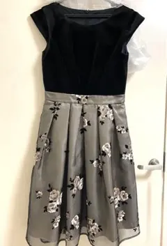 美品　Dear Princess パーティドレス 黒　花柄ワンピース ベロア素材