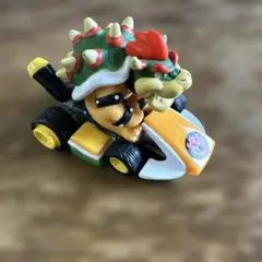 マリオ、クッパミニカー