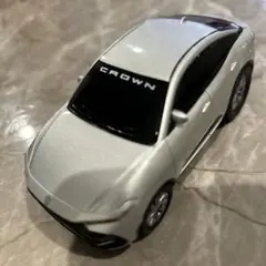 トヨタ クラウン ミニカー シルバーのサムネイル
