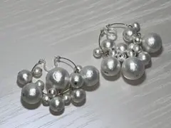 ハンドメイド　パール風ビーズ フープイヤリング （ノンホールピアス）