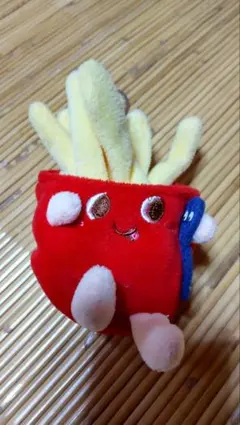 フライドポテト ぬいぐるみ