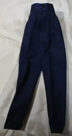 SD用、シンプルな黒いパンツ、スラックス。※要・長さ確認！！全長38センチくらい