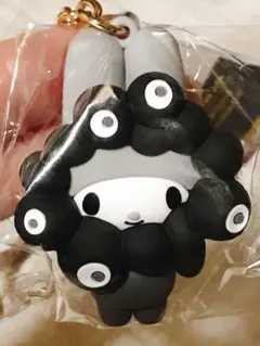 マイメロディ　黒ミャクミャク　立体キーホルダー　ブラック　サンリオ　黒　万博
