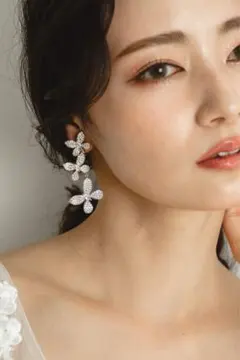 BRIDE ME 両耳ピアス