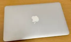 Apple MacBook Air 11-inch 充電器付きのサムネイル