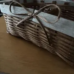 リボン付きブラウンかごとグレーかごバッグ2セット