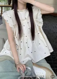 【新品】ハート柄　ノースリーブ　フリルブラウス　Mサイズ