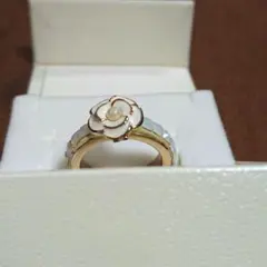 ハンドメイド白いお花の指輪