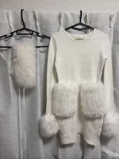 Darich ファー付きホワイトニットセーター