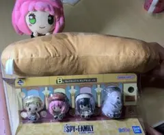 スパイファミリー 一番くじ B賞 ちょこのっこフィギュア&ピーナッツぬいぐるみ