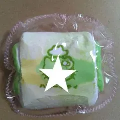 スクイーズ　ハローキティ　ロールケーキ型　水感
