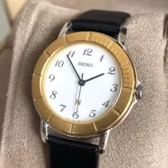 ボーイズ ジウジアーロ SEIKO クォーツ ブラック ゴールド 稼働品 