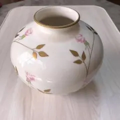 香蘭社　花生け薔薇