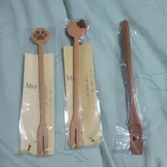 Item thumbnail for item 25bb72d5-9afe-41d1-9e04-e354c747bcb1