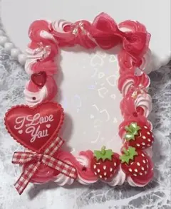 ホイップデコ 硬質トレカケースB8赤ピンクミックス ハートリボン 苺TC-174