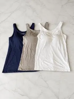 UNIQLO エアリズム　ブラトップ 3枚セット Mサイズ　使いやすいカラーのサムネイル