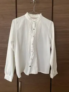【美品★】ホワイトブラウスのサムネイル