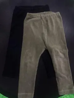 UNIQLOコーデュロイパンツ カーキ　ブラックのパンツ2枚セット