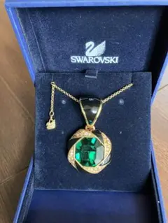 ★SWAROVSKIスワロフスキー ネックレス ゴールド グリーン